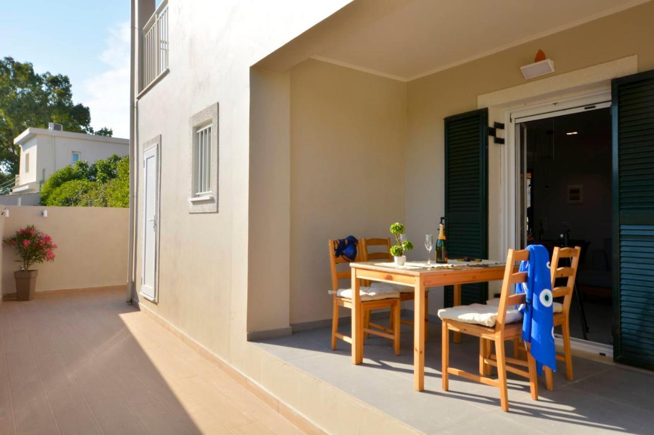 Stylish Privet Poolside Villa Agios Georgios  Exterior photo