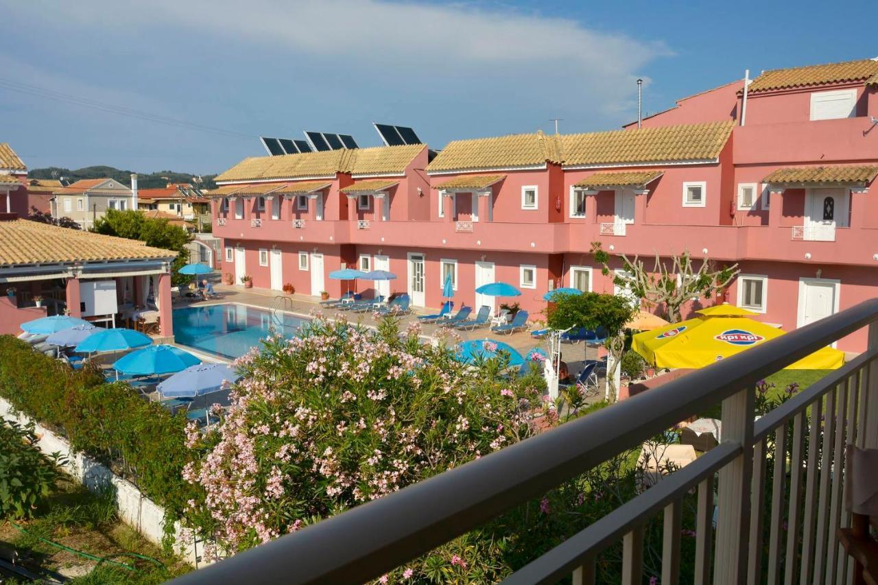 Stylish Privet Poolside Villa Agios Georgios  Exterior photo