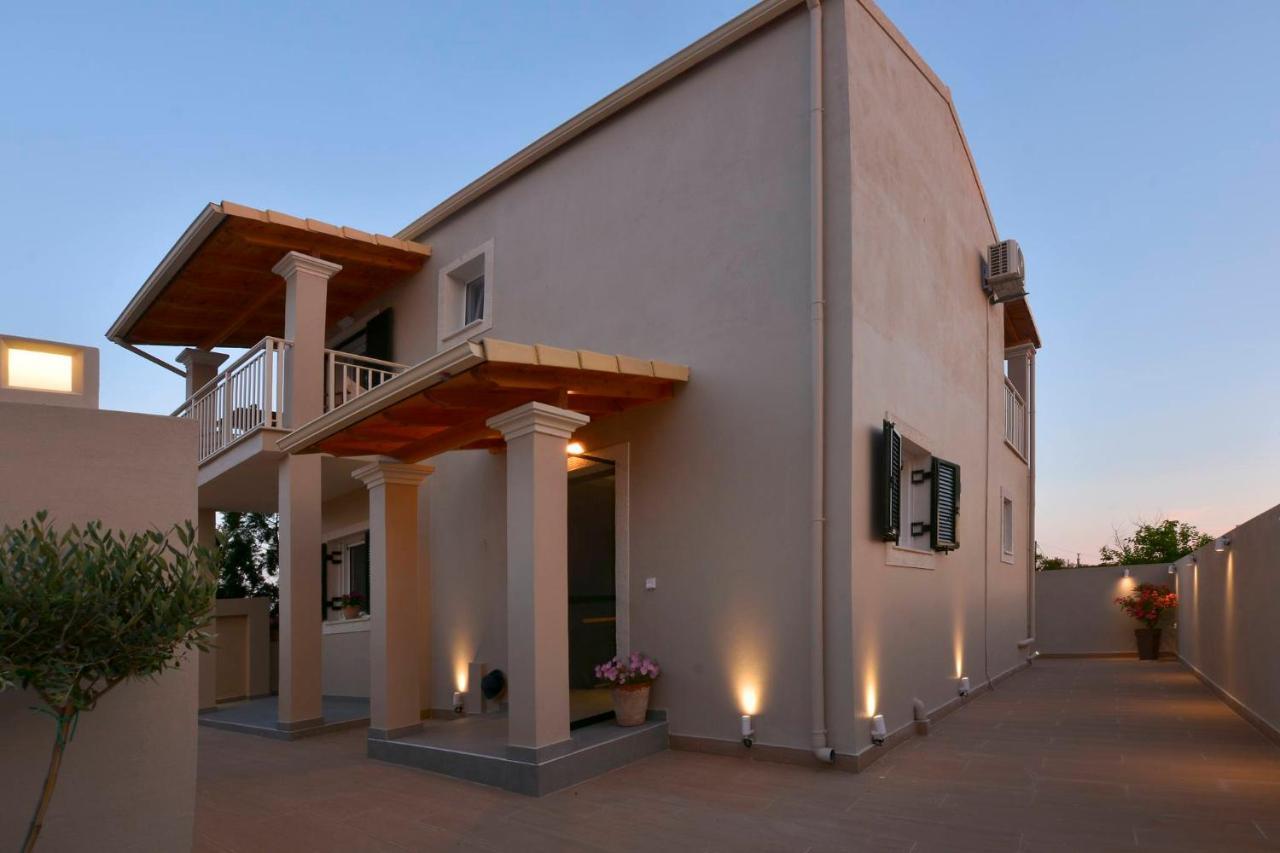Stylish Privet Poolside Villa Agios Georgios  Exterior photo